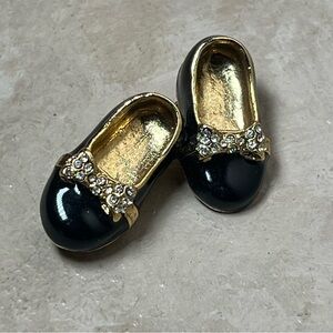 Vintage 1928 Black enamel clear rhinestone shoes slipper pin brooch